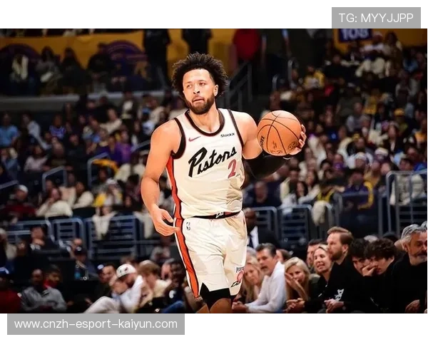 坎宁安高难度出手连中 坎宁安高难度出手连中